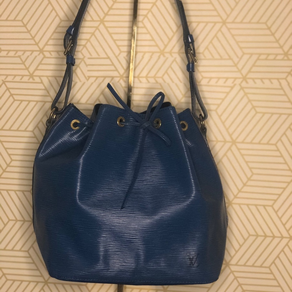 Louis Vuitton Epi Petit Noe (Blue)
